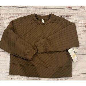 Zella Sweater XS oversized
 Brown Quilted Sweater